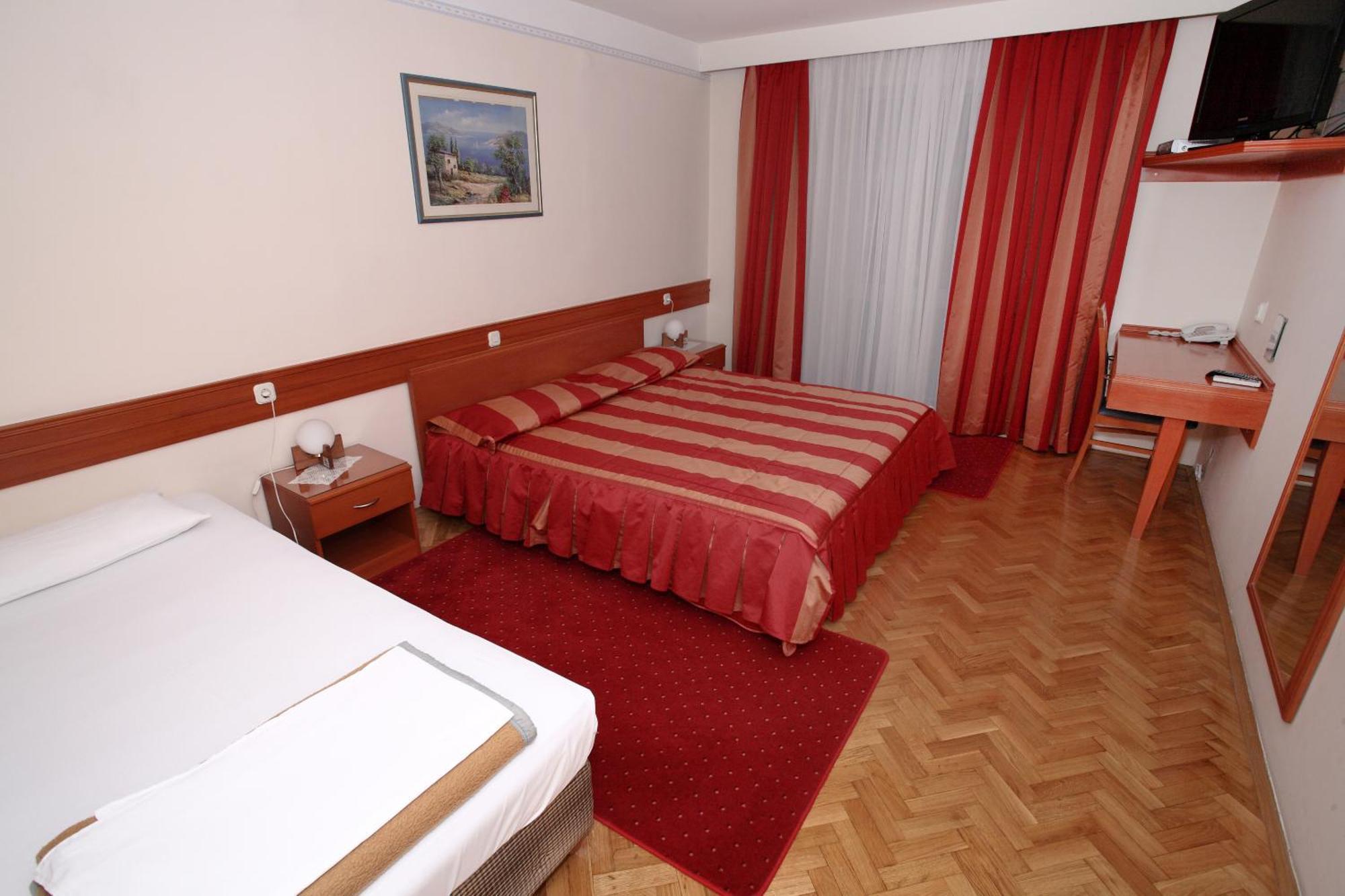 Hotel Narona Metković Esterno foto